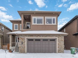 4 Lakeshore Cv, Beaumont, AB T4X 0J2