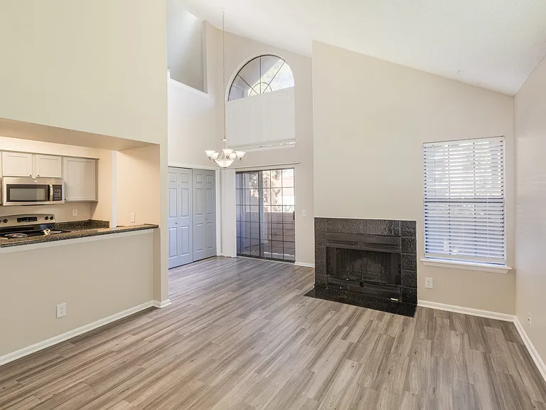 Winridge Apartments and Townhomes — Photo 14