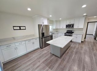 6946 Cedros Ave, Van Nuys, CA 91405