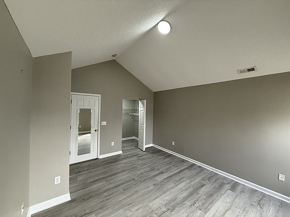 2nd image of 231 Kittiwake Ln