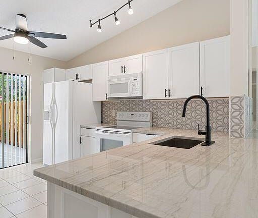 4th image of 3830 Coco Loba Ln #3830