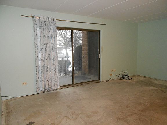 5th image of 8916 140th St #1SE