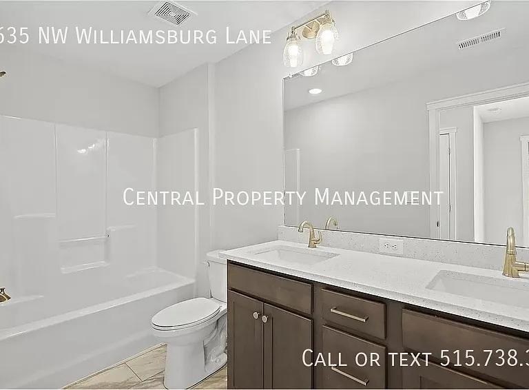 635 NW Williamsburg Ln — Photo 21