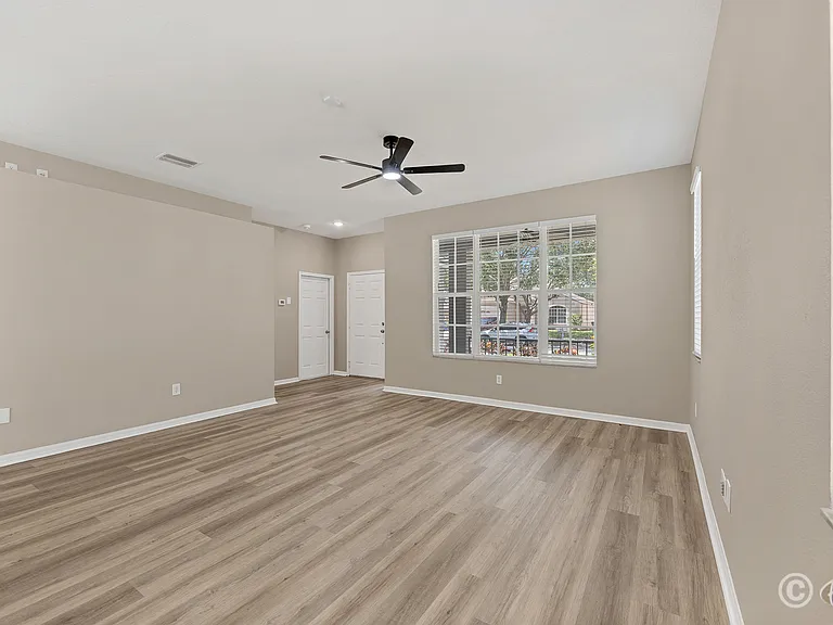 12737 Bramfield Dr — Photo 4