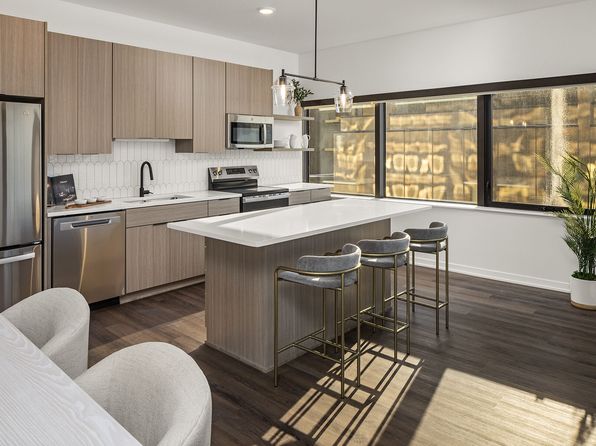 345 Saint Peter St #1606