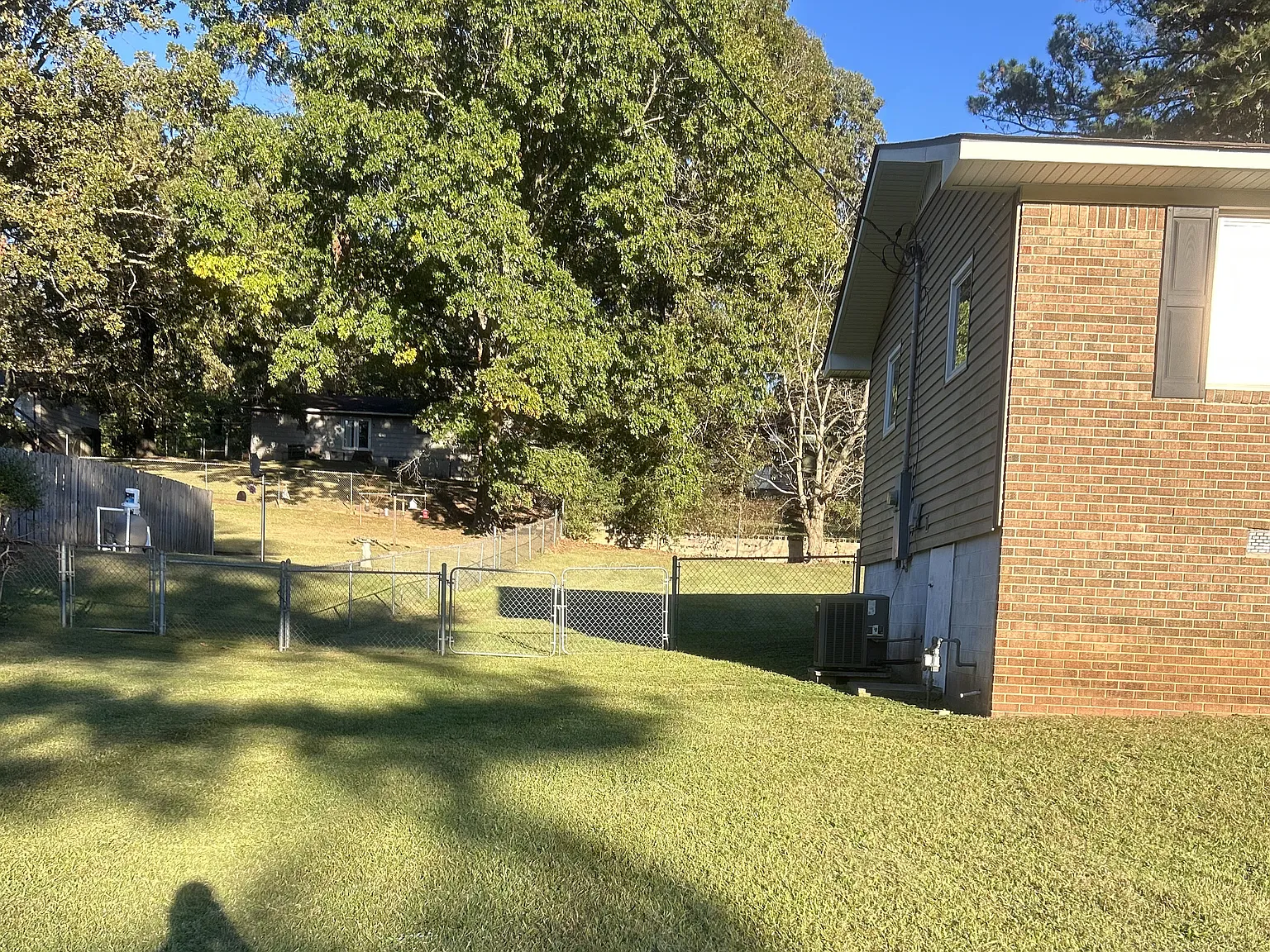 52 Grandview Dr — Photo 2