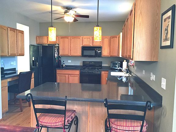 Kitchen Breakfast Bar