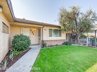 454 W Pico Ave, Clovis, CA 93612