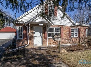 835 Louisiana Ave, Perrysburg, OH