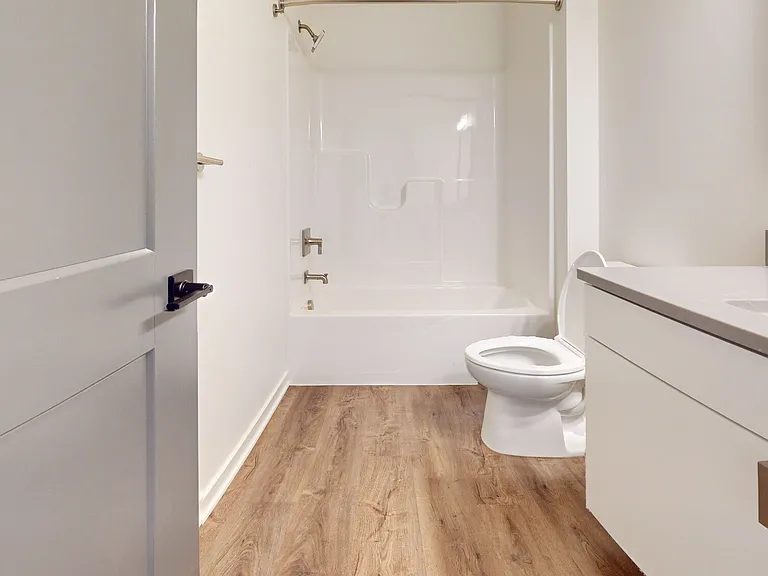 River Birch Apartment Homes — Photo 45