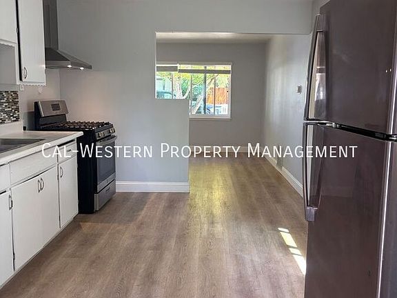 3rd image of 1003 Colorado Ave