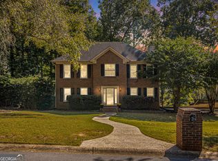320 Shore Dr, Suwanee, GA 30024