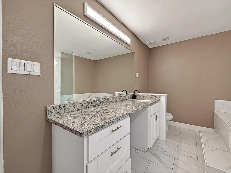 24006 Lone Elm Dr — Photo 18