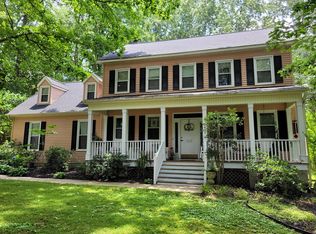 107 Ravine Ct, Greenwood, SC 29646