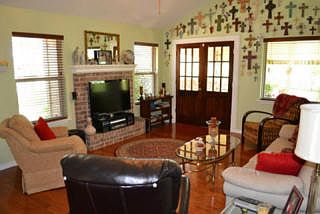 2nd image of 3002 Shady Creek Ln