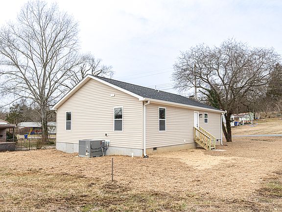 4th image of 131 Lancaster Rd
