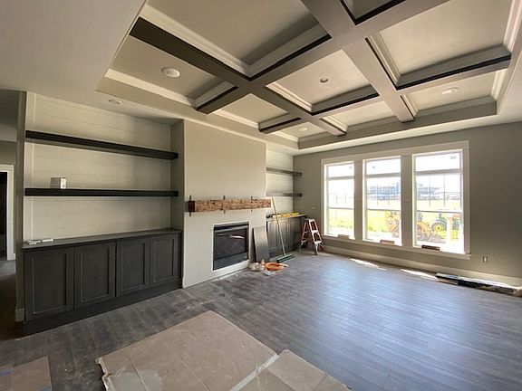 2nd image of 1365 E Tartan Dr