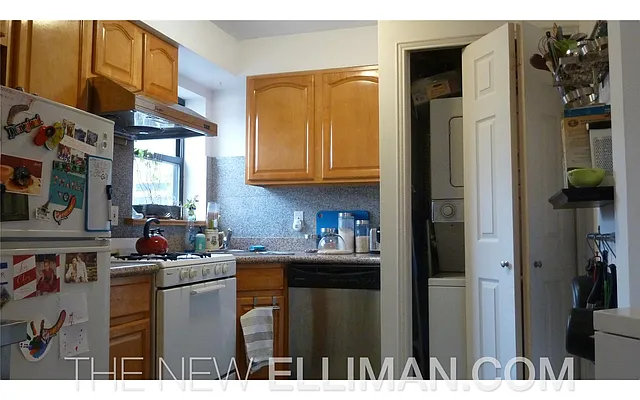 Rented by Douglas Elliman | media 18