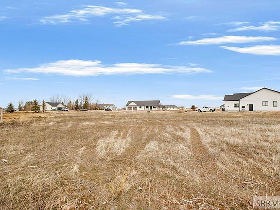 4th image of N 4046 E