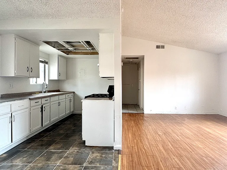 16118 S Ainsworth St #2 — Photo 16