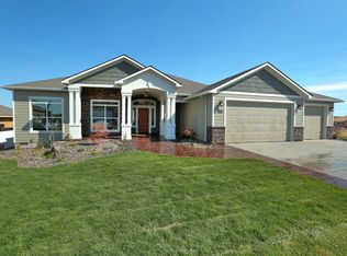 3914 W 48th Ave, Kennewick, WA