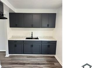4936 Caroline Dr, Cleveland, OH 44128