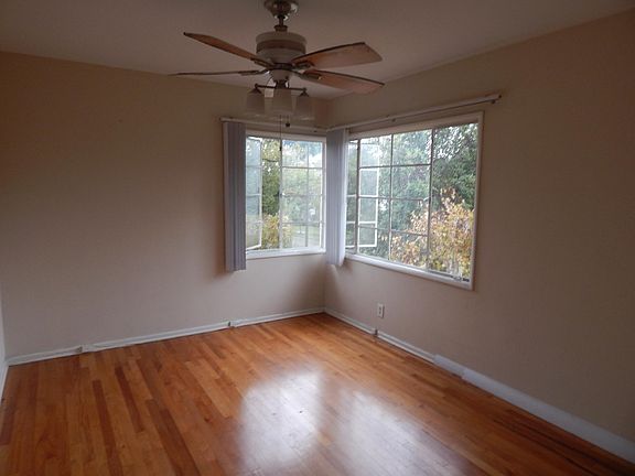 5th image of 560 S Marengo Ave
