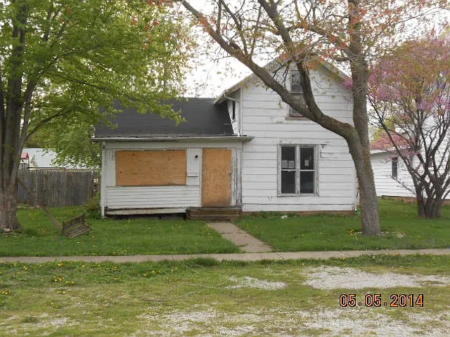 308 N East St photo 1