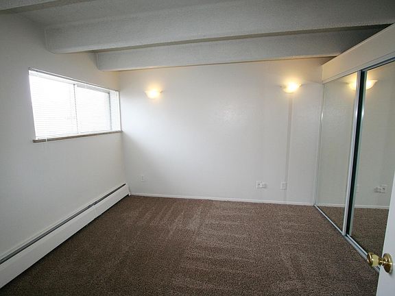 5th image of 1085 N Pearl St APT 302