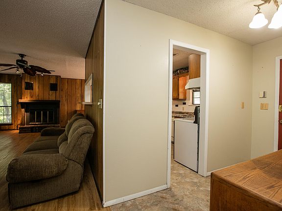 4th image of 5192 County Road 370