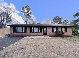 1904 Laird Ct, Fayetteville, NC 28304