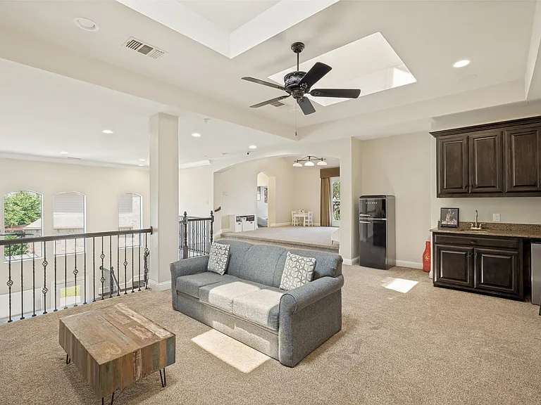 4828 Pyramid Dr — Photo 20