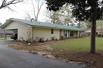 2nd image of 31 Lake Dr
