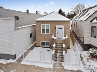 4907 W 30th St, Cicero, IL 60804