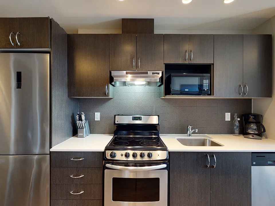 169 Lisgar St