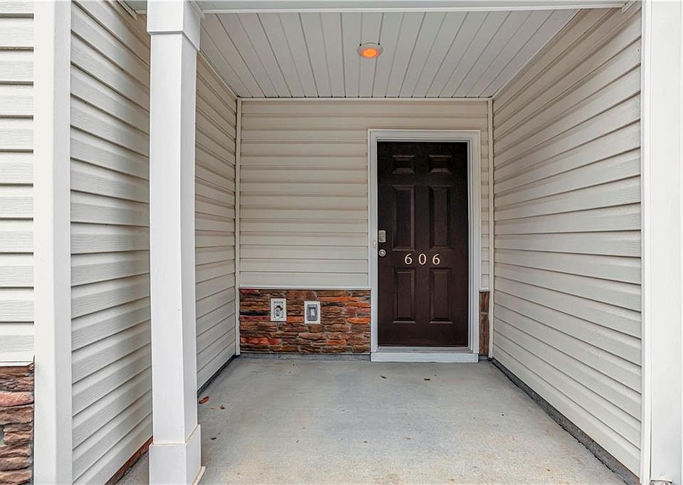 606 Oakmont Valley Trl, Seneca, SC 29678 Zillow