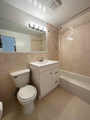 4th image of 6047 Flushing Ave #B