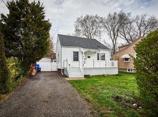 64 Cedar St, Ajax, ON L1S1V3