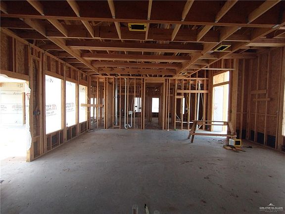 4th image of 3606 Lago Michigan