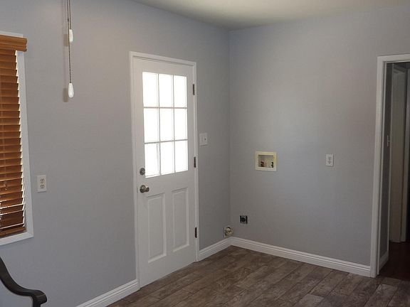 3rd image of 16344 Lashburn St