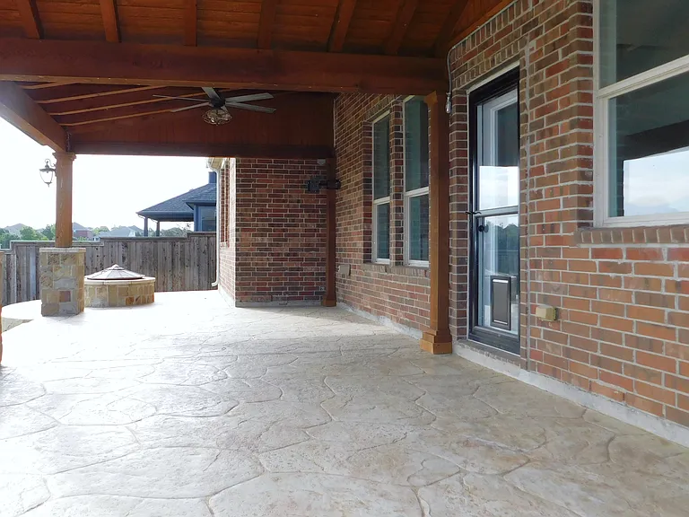 14904 Riverside Dr — Photo 29