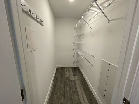 3rd image of 180 Shirley Ave #205