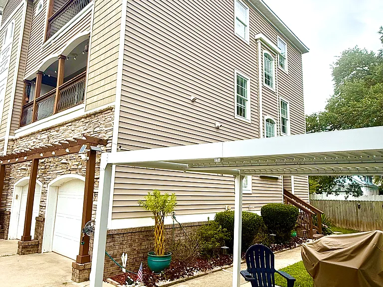 9512 14th Bay St — Photo 4