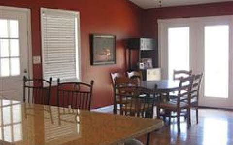 5th image of 119 Lake Forest Dr