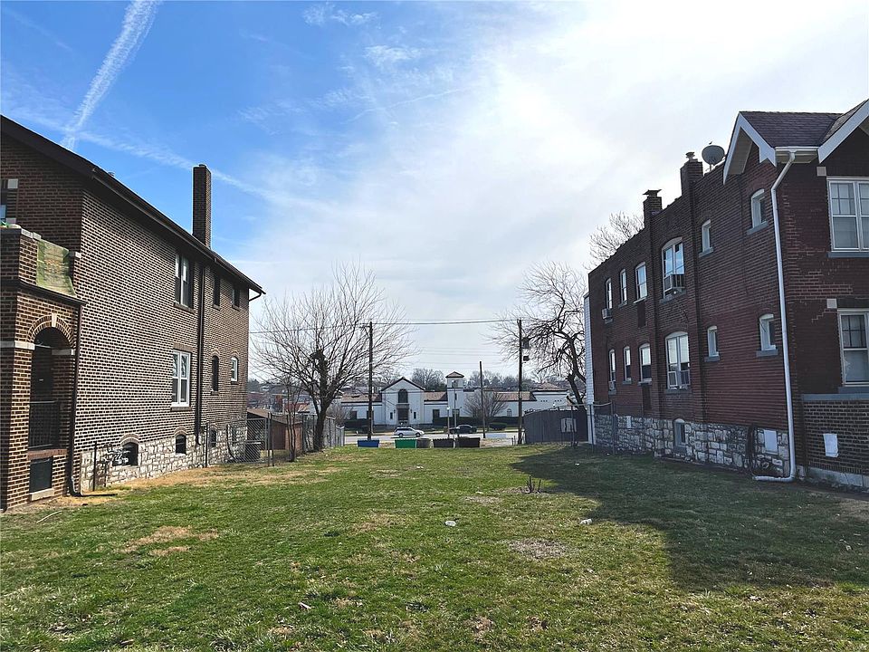 1st image of 4208 Lawn Ave