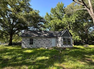 3064 Meadowbrook Rd, Memphis, TN 38109