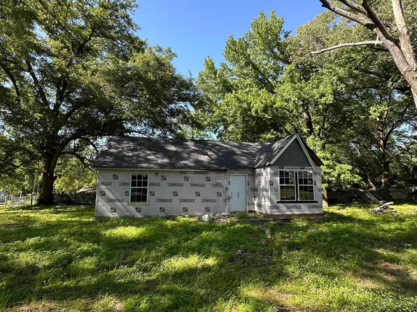 3064 Meadowbrook Rd, Memphis, TN 38109