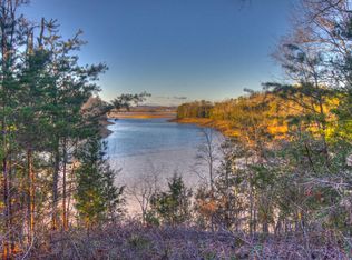 Scott St, Sevierville, TN 37876