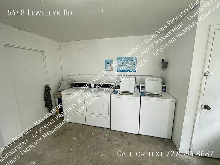 5448 Lewellyn Rd — Photo 12