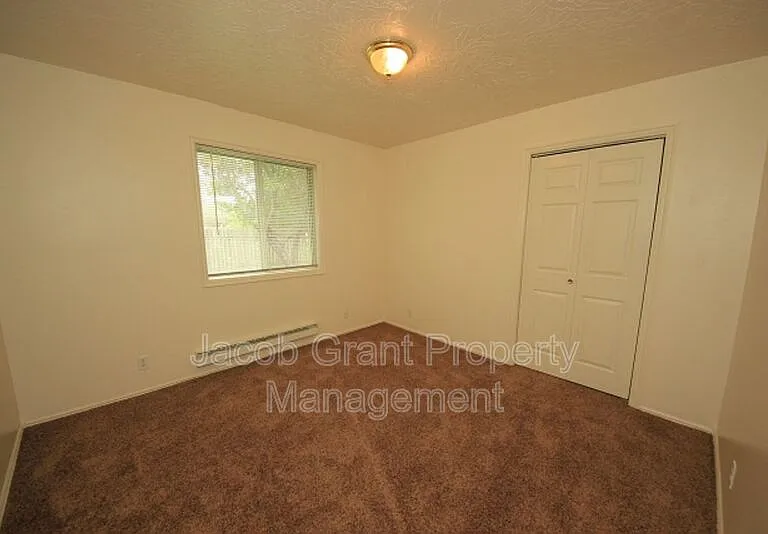 965 Berryman Rd #B — Photo 9